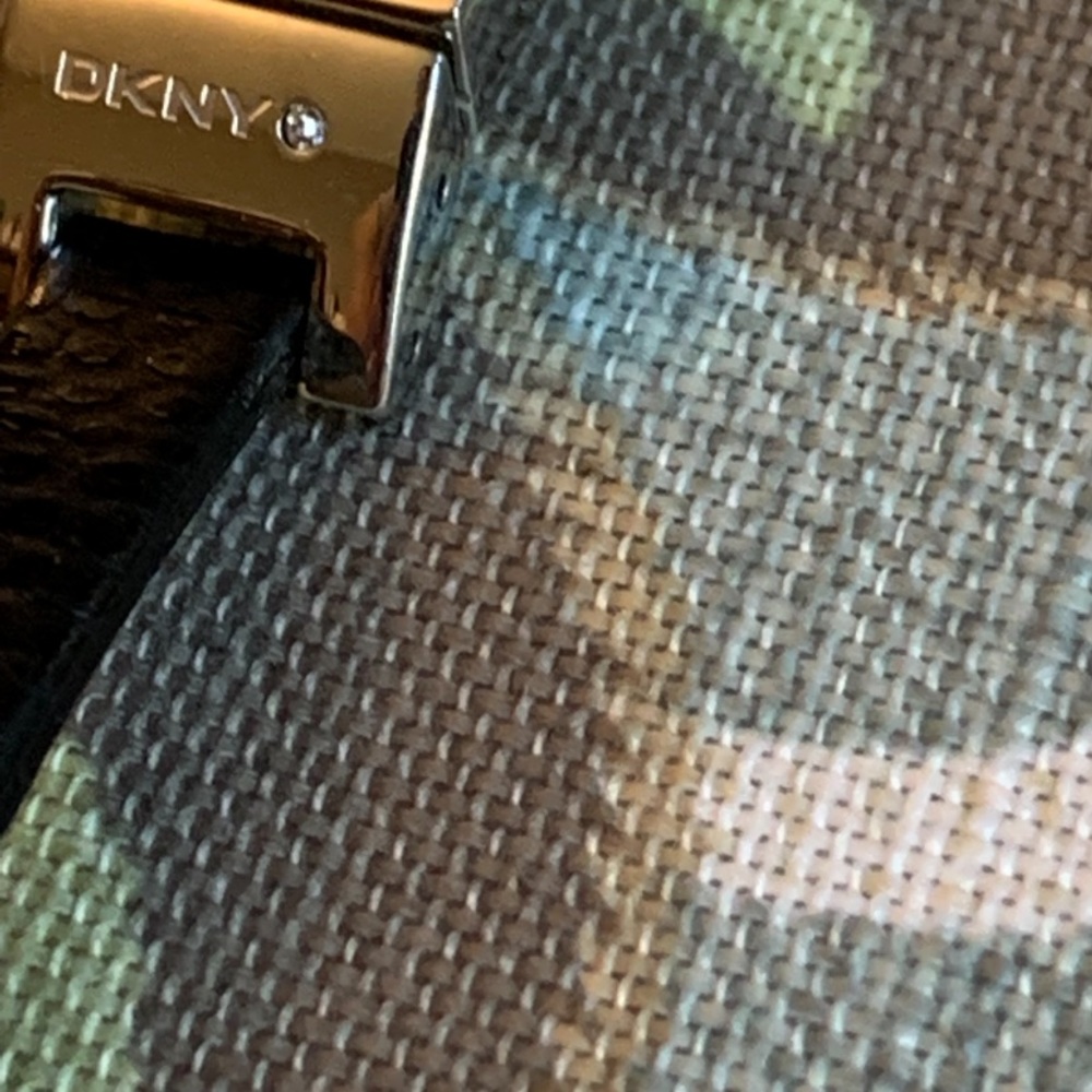DKNY Slim Rectangular Case Watch - Picture 4 of 14